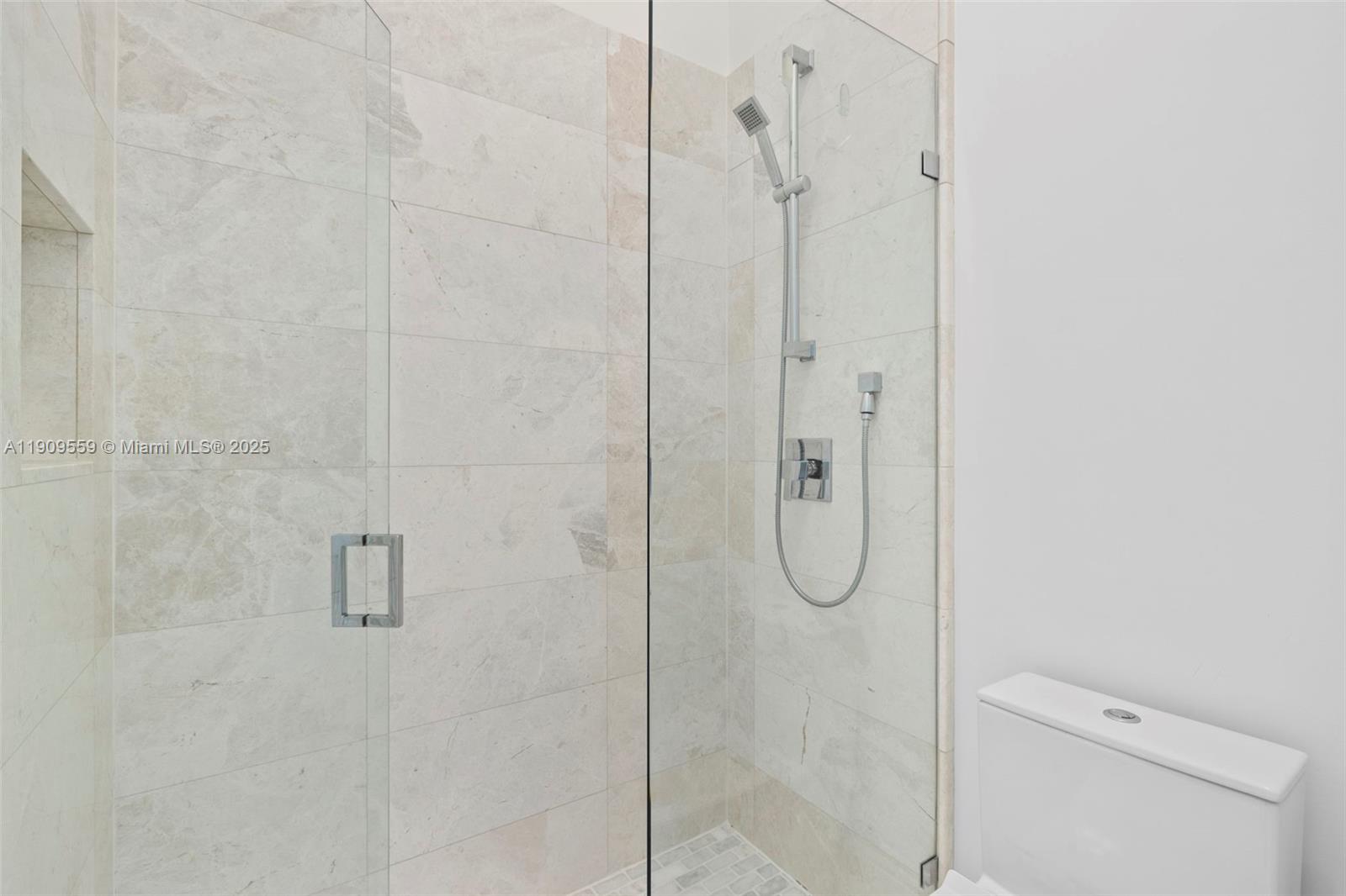 NIKIS PLACE SUBDIVISION - Residential Lease