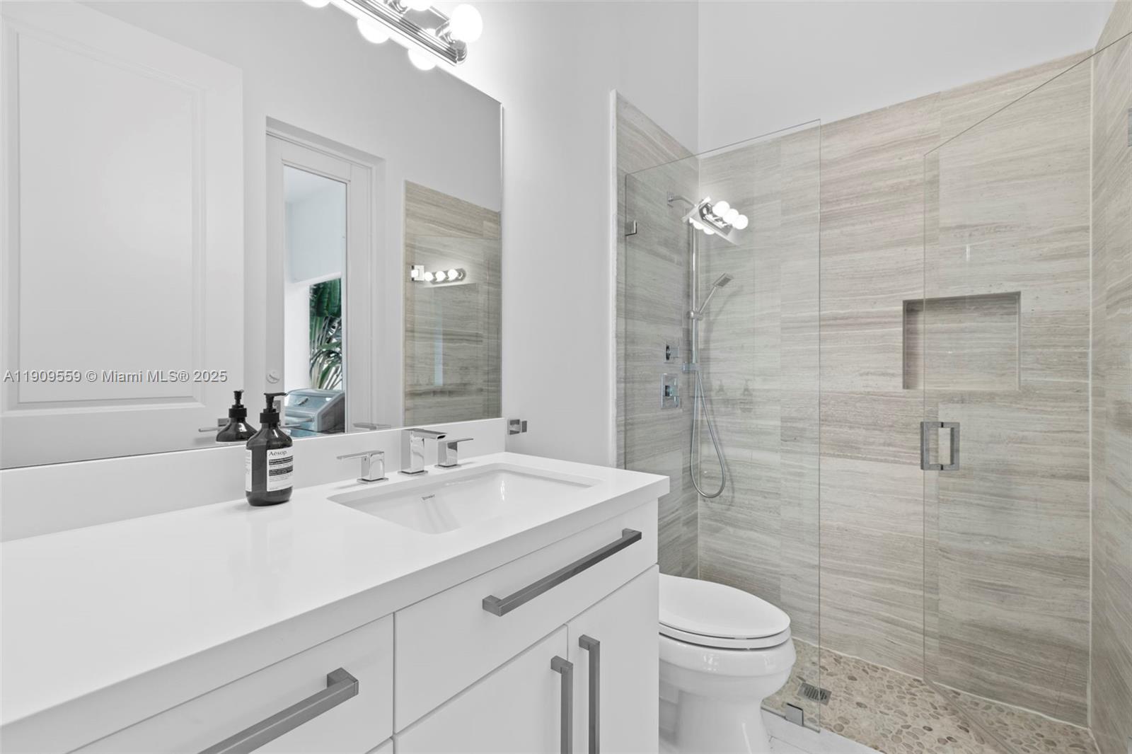 NIKIS PLACE SUBDIVISION - Residential Lease