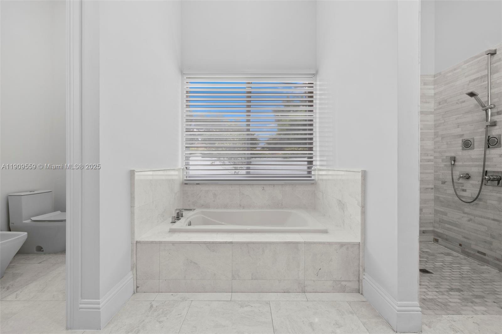 NIKIS PLACE SUBDIVISION - Residential Lease