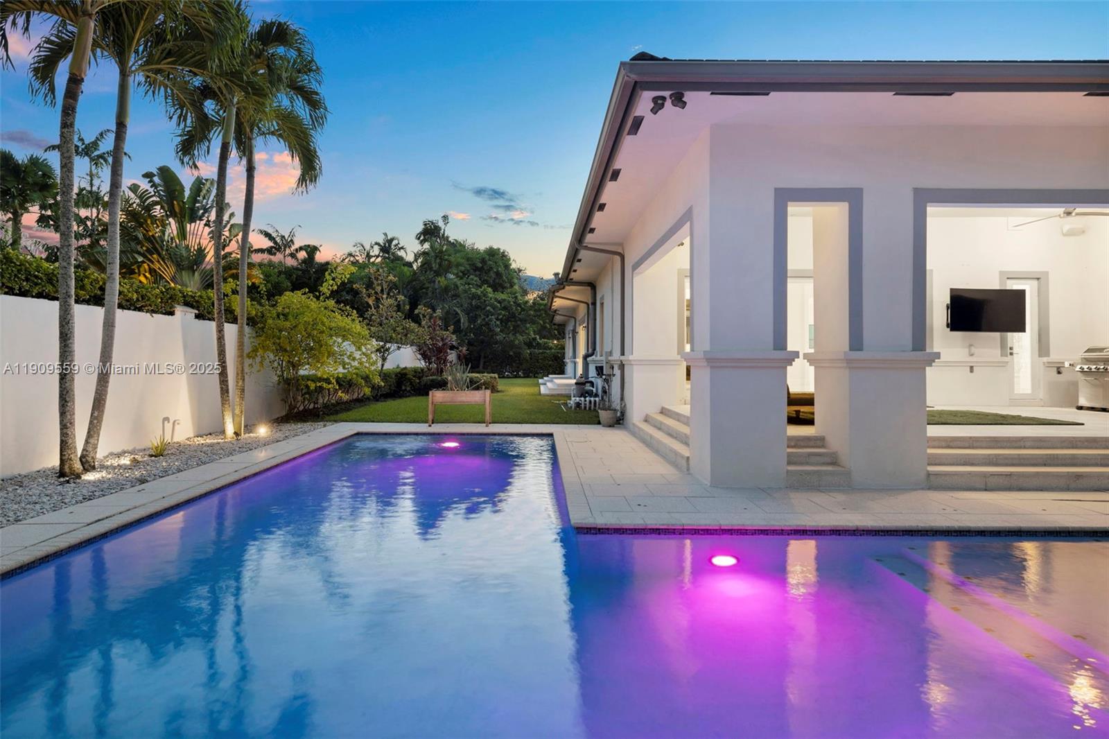 NIKIS PLACE SUBDIVISION - Residential Lease