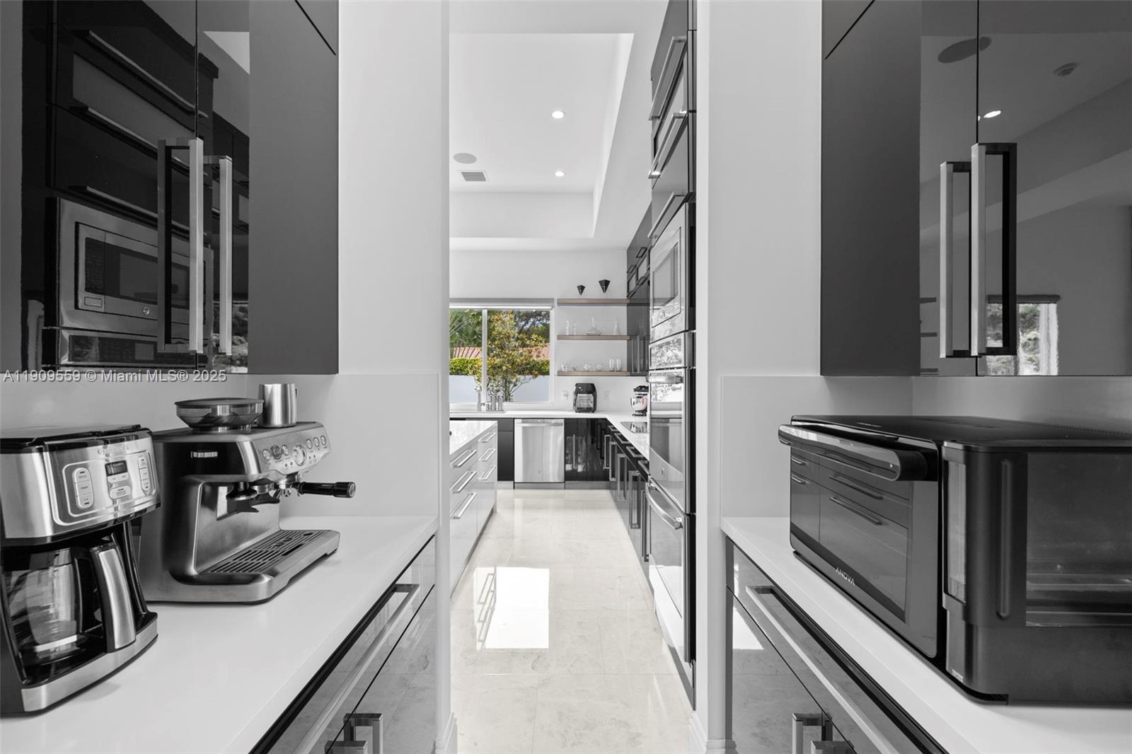 NIKIS PLACE SUBDIVISION - Residential Lease