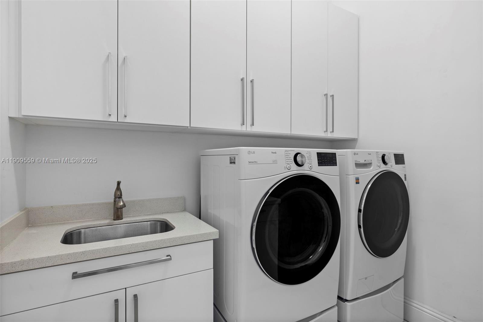 NIKIS PLACE SUBDIVISION - Residential Lease