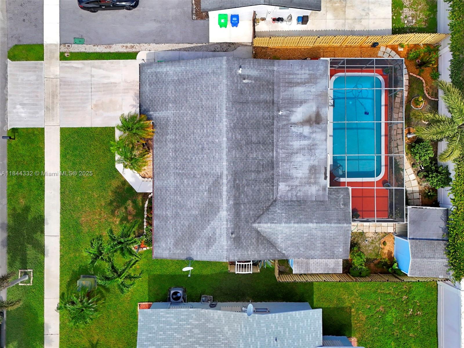 SUNRISE GOLF VILLAGE - Residential