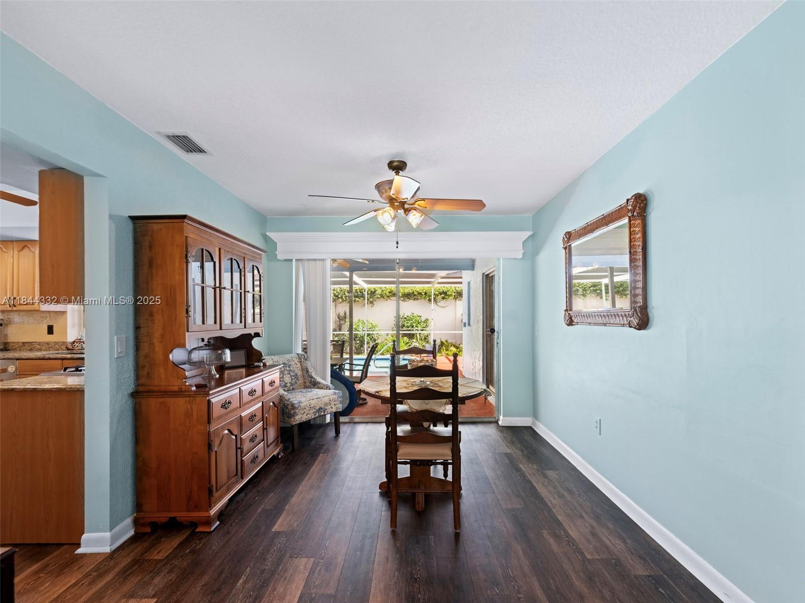 SUNRISE GOLF VILLAGE - Residential