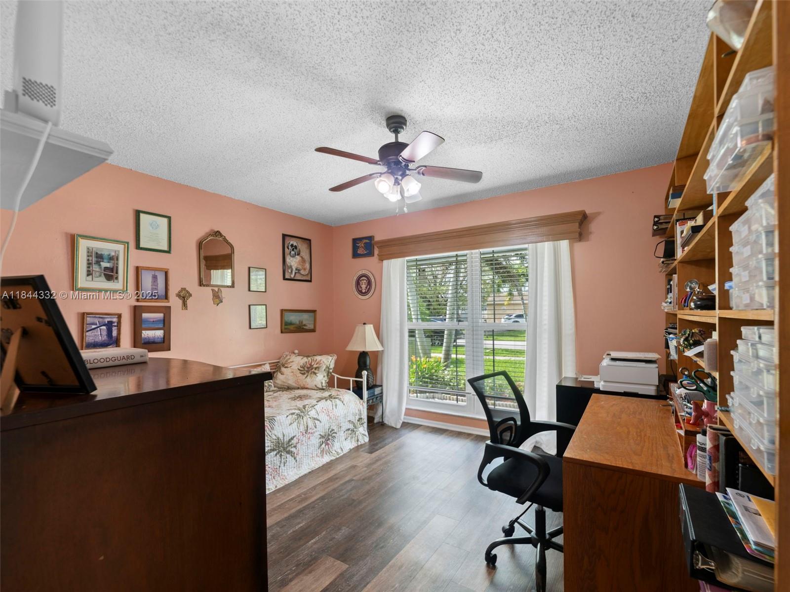 SUNRISE GOLF VILLAGE - Residential