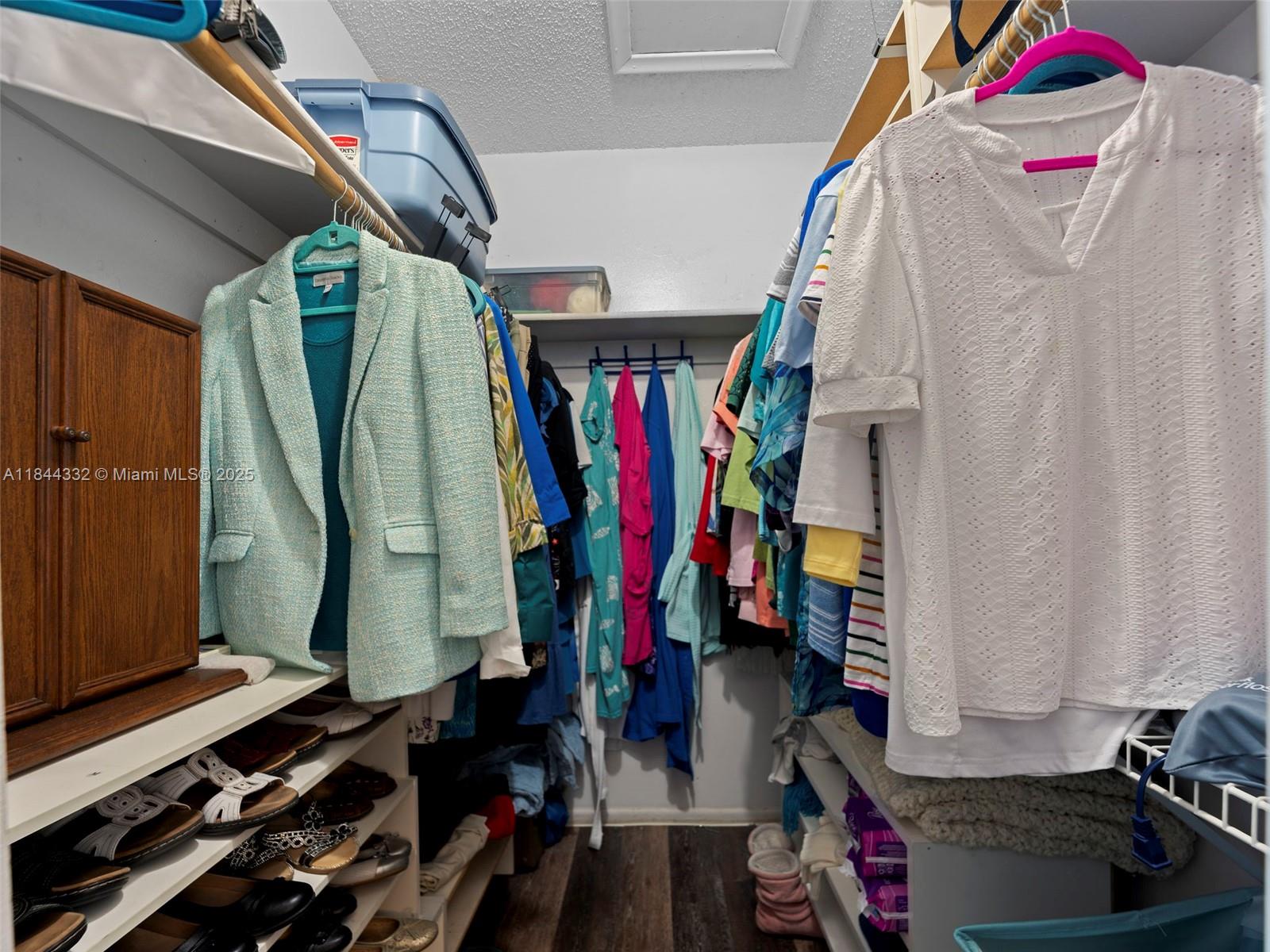 SUNRISE GOLF VILLAGE - Residential