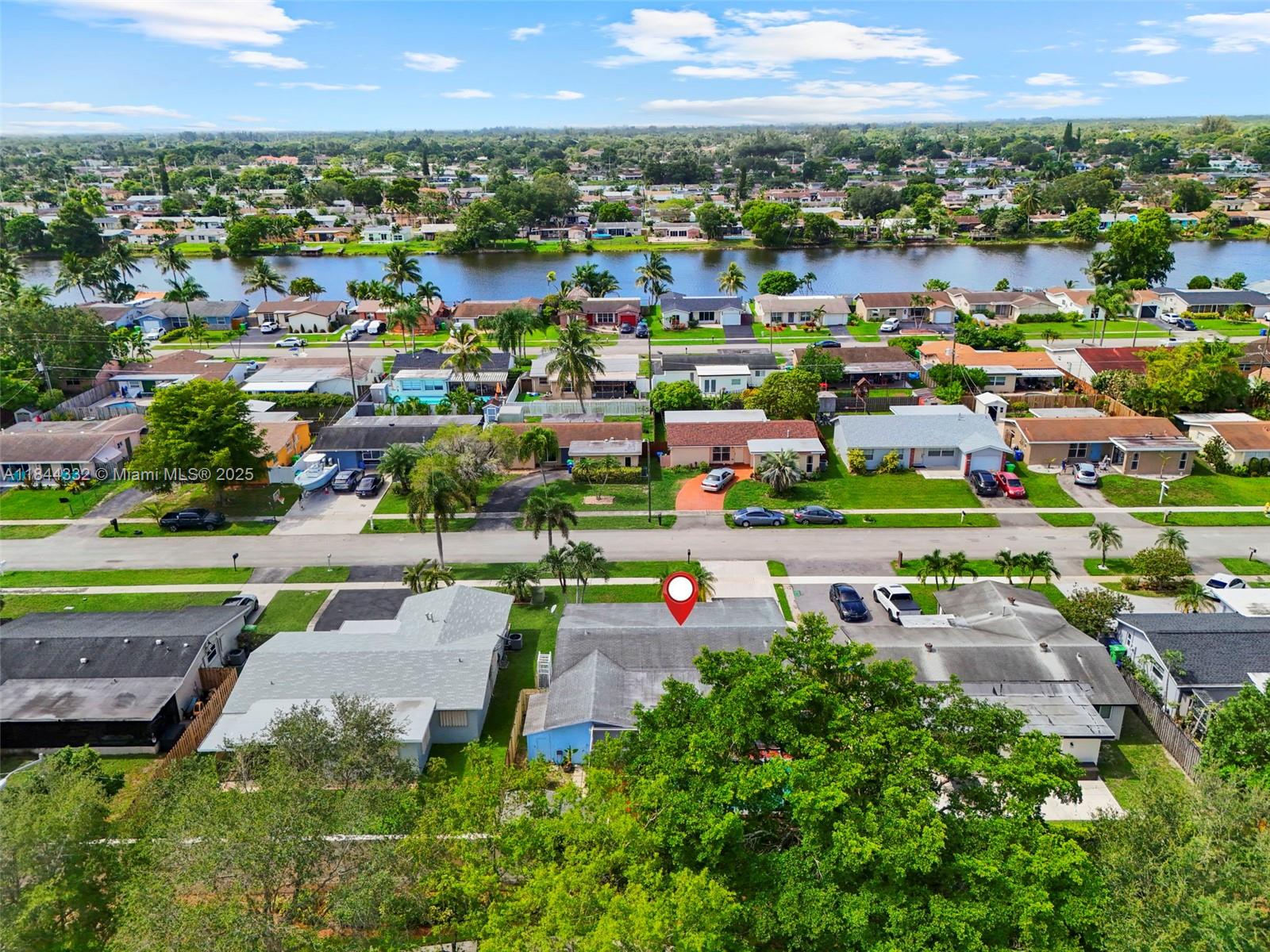 SUNRISE GOLF VILLAGE - Residential