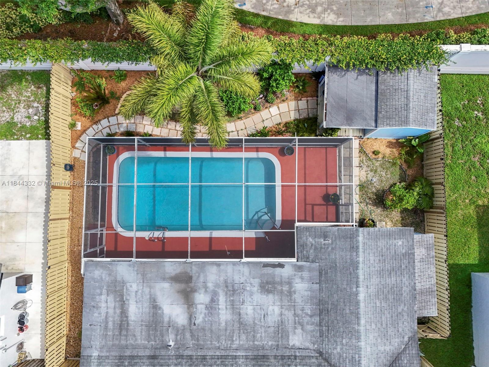 SUNRISE GOLF VILLAGE - Residential