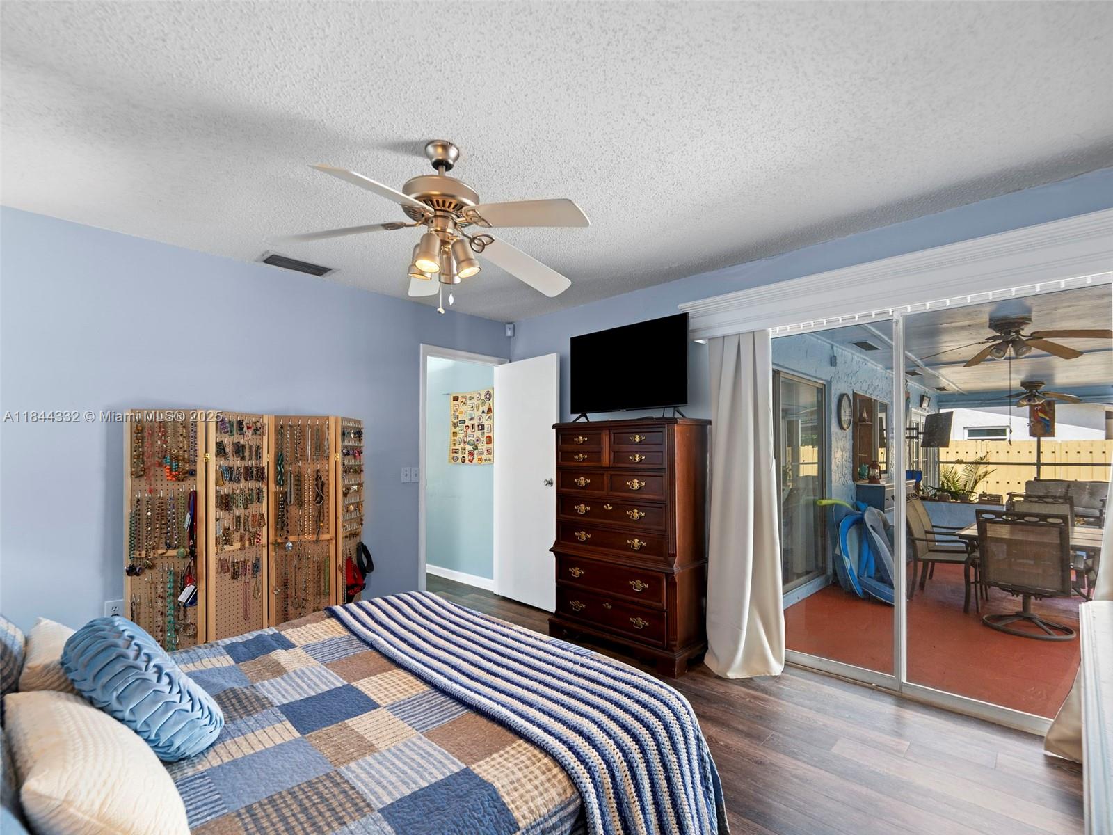 SUNRISE GOLF VILLAGE - Residential