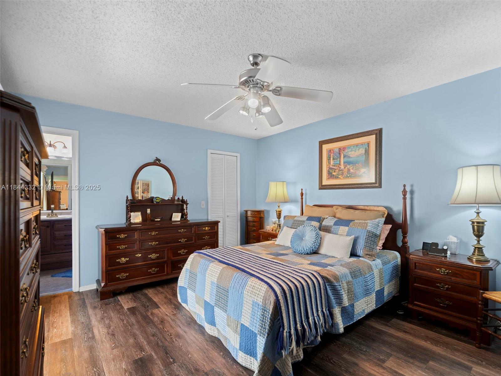 SUNRISE GOLF VILLAGE - Residential