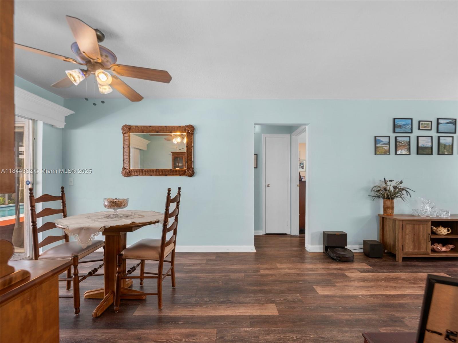 SUNRISE GOLF VILLAGE - Residential