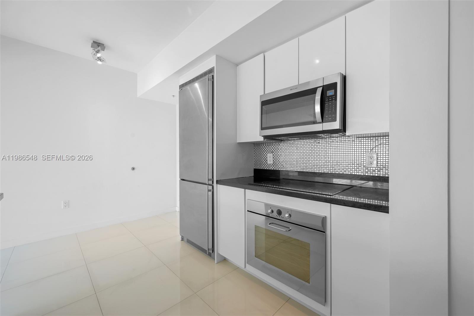 MINT CONDO - Residential Lease
