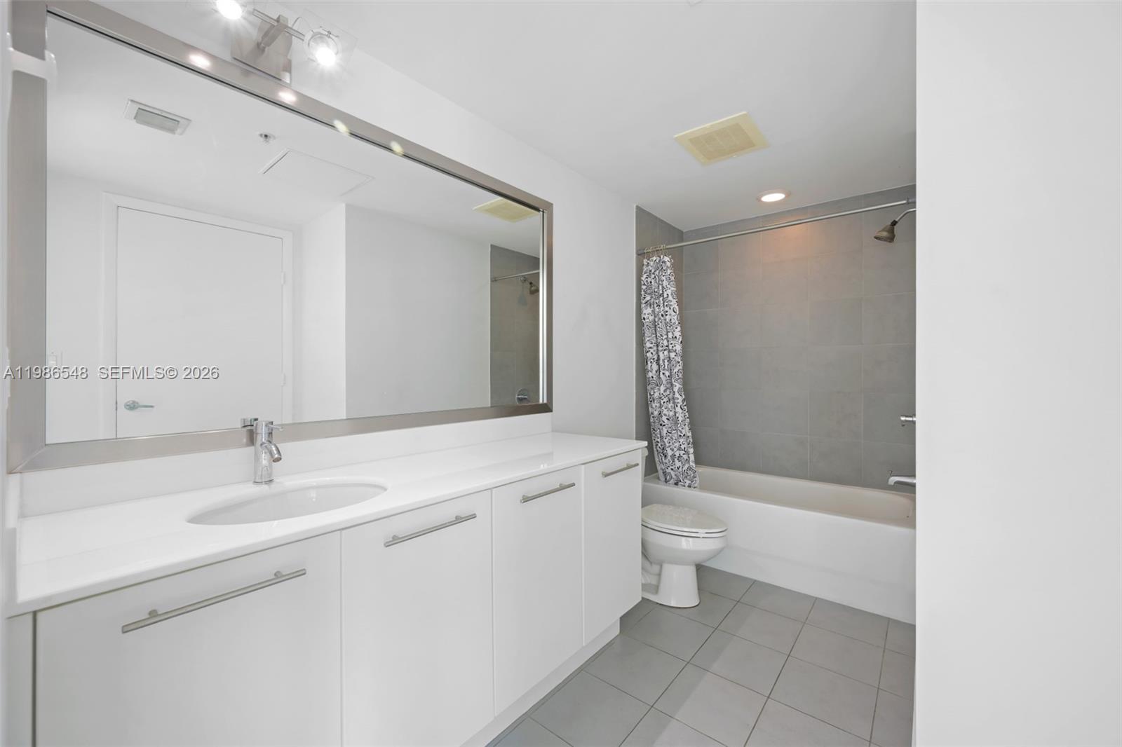 MINT CONDO - Residential Lease