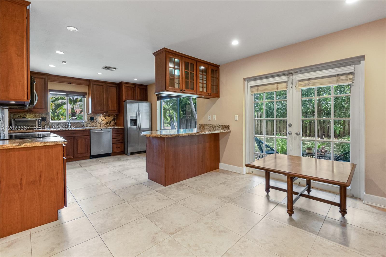 HEFTLER HOMES SUNSET PARK - Residential