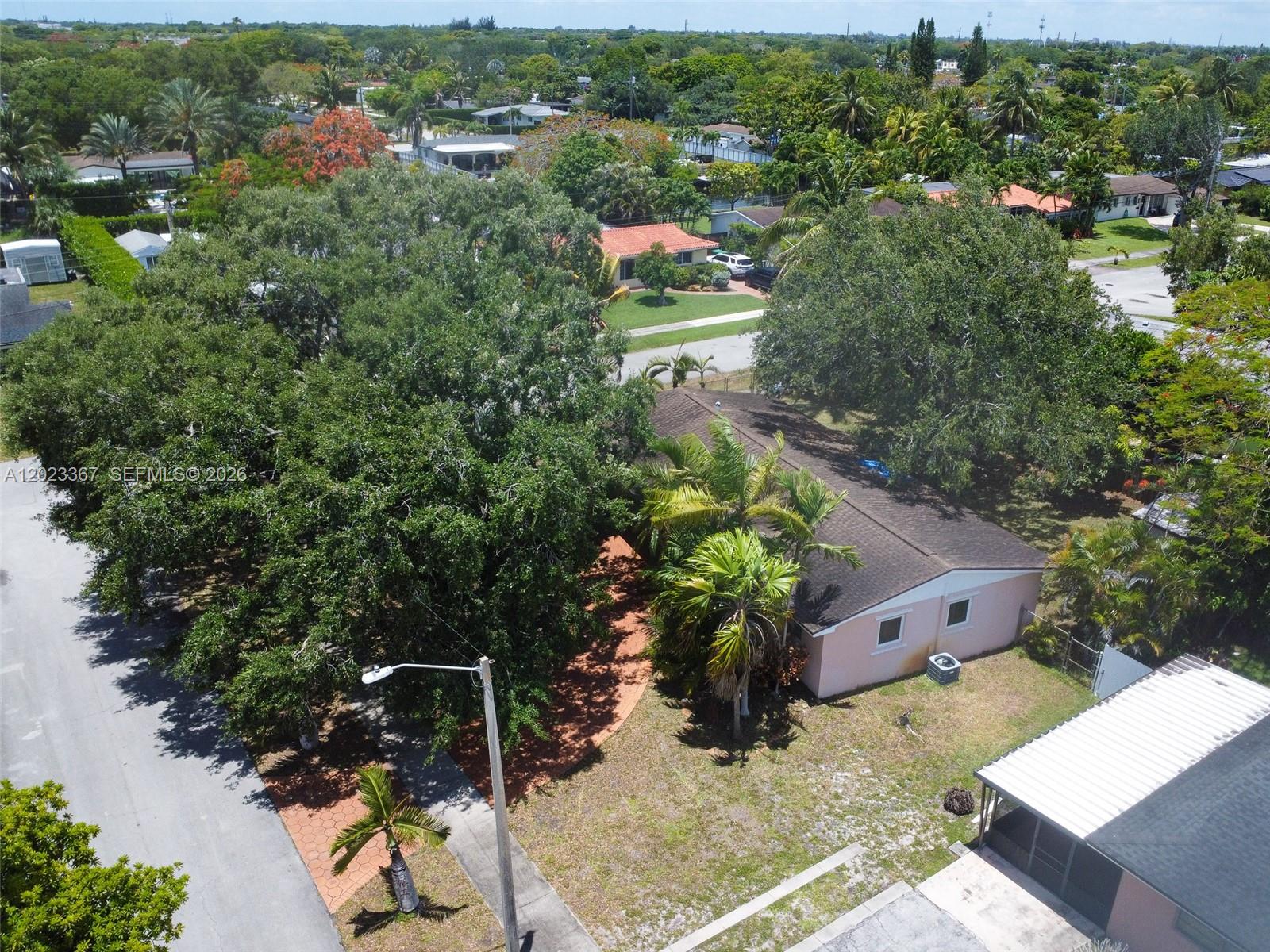 HEFTLER HOMES SUNSET PARK - Residential