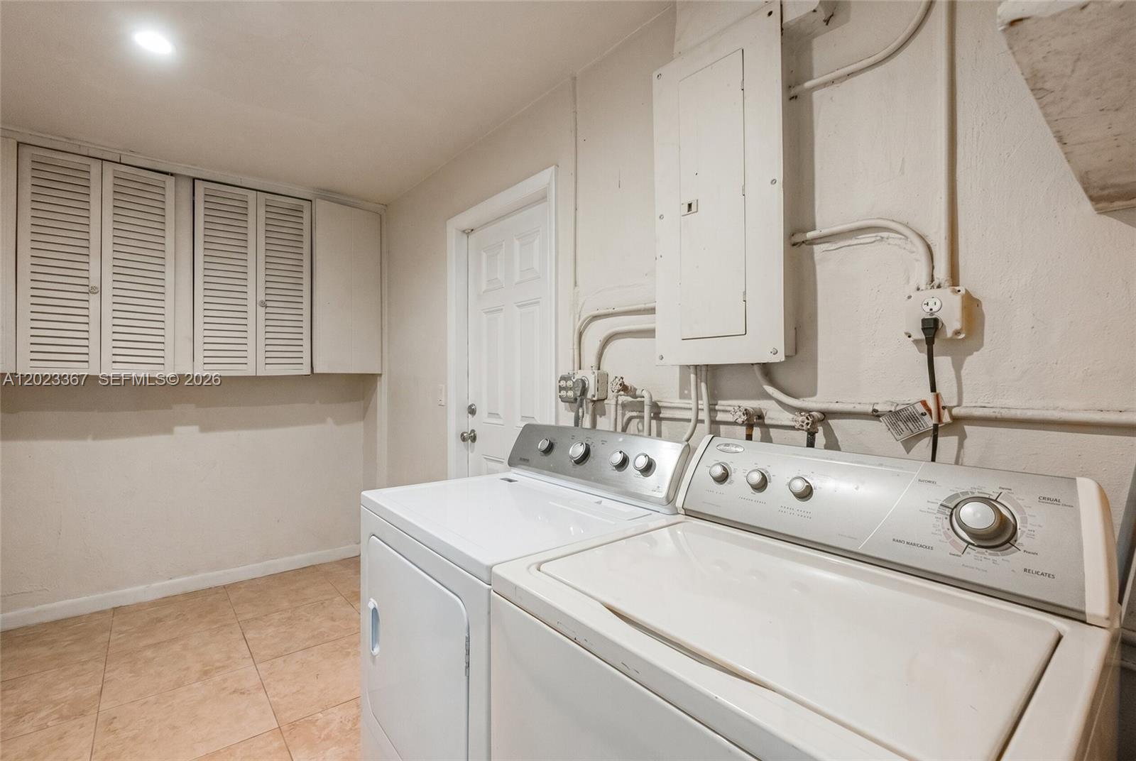 HEFTLER HOMES SUNSET PARK - Residential
