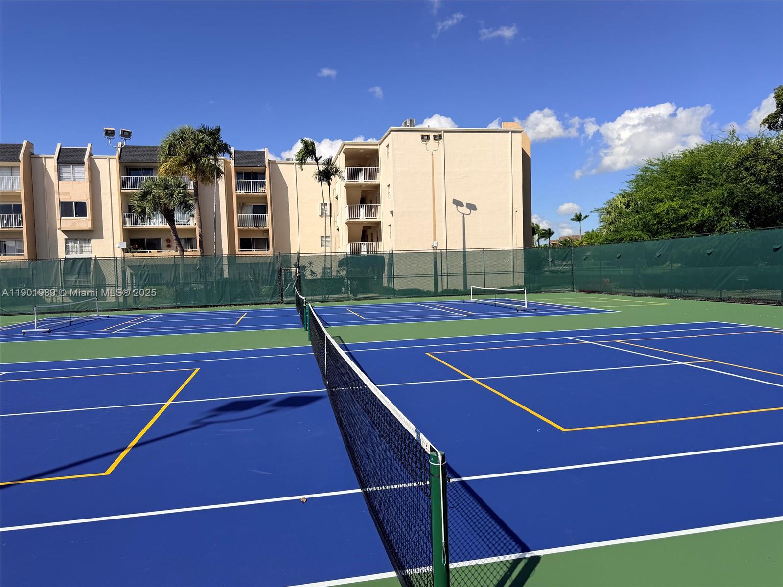 KINGS CREEK SO CONDO - Residential Lease