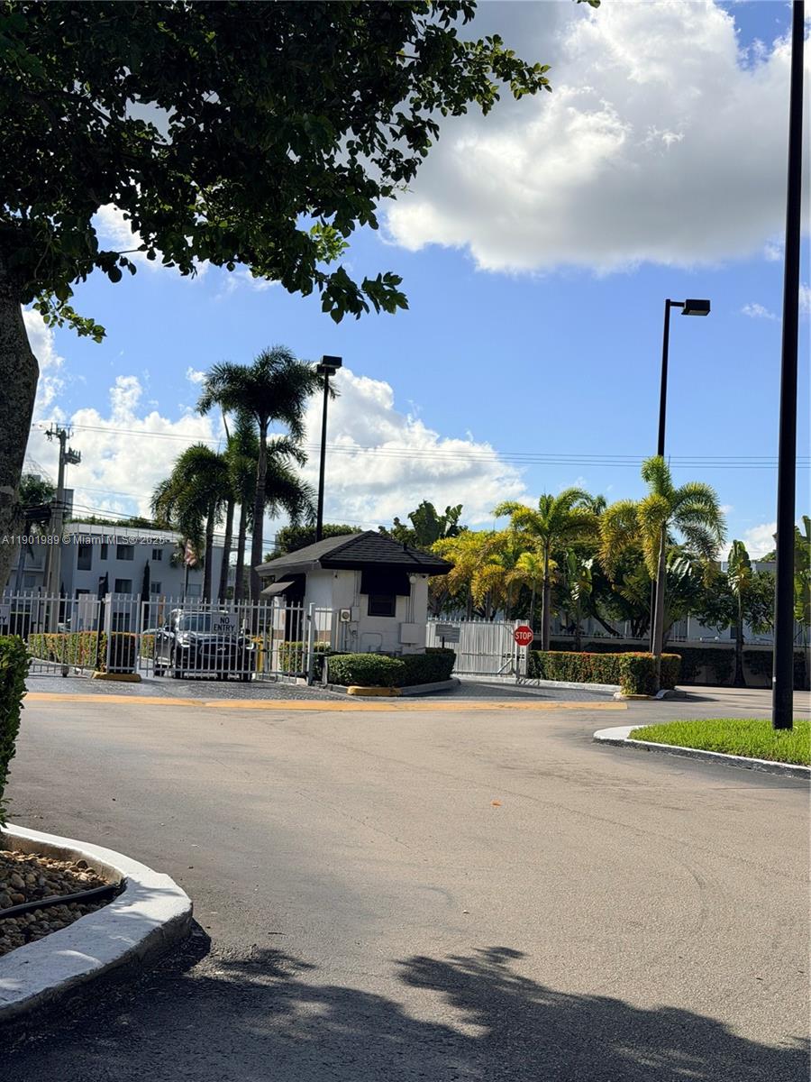 KINGS CREEK SO CONDO - Residential Lease