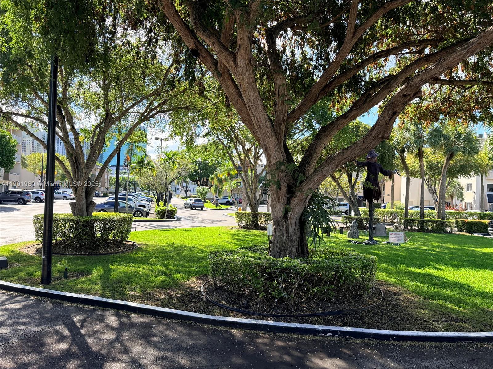 KINGS CREEK SO CONDO - Residential Lease