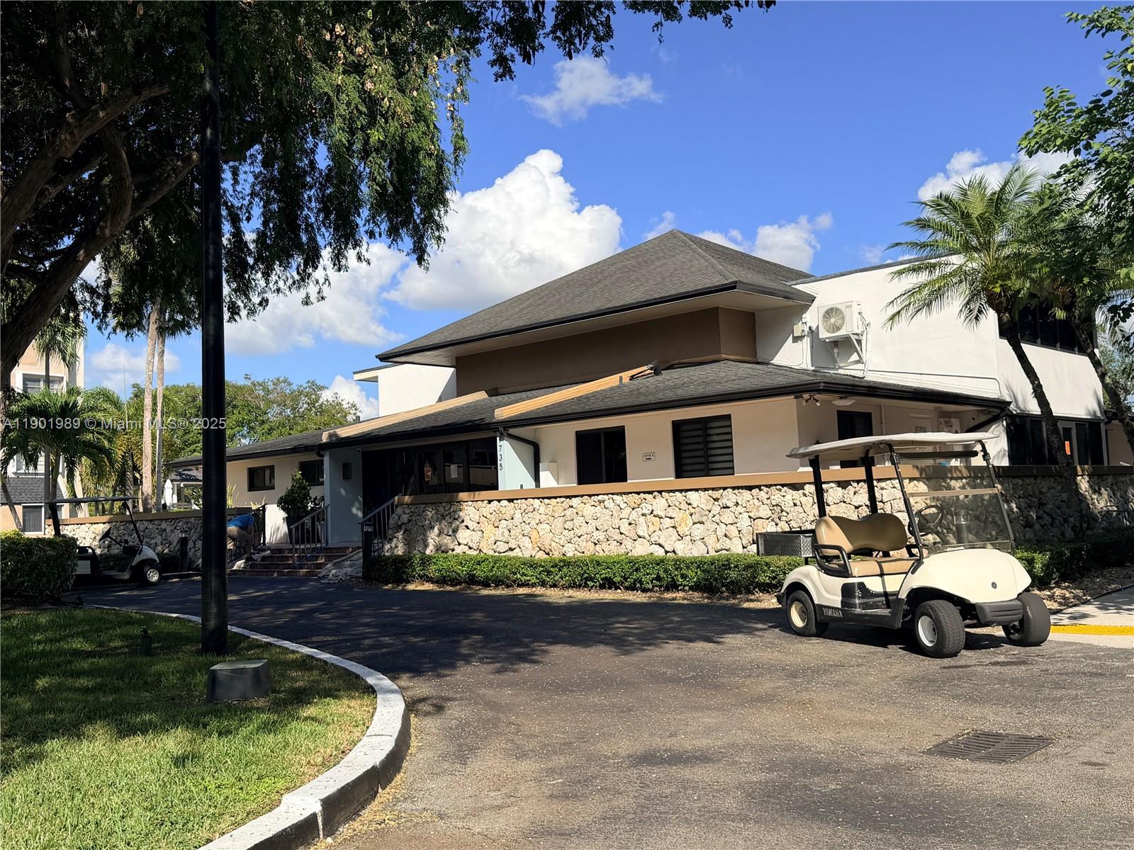 KINGS CREEK SO CONDO - Residential Lease