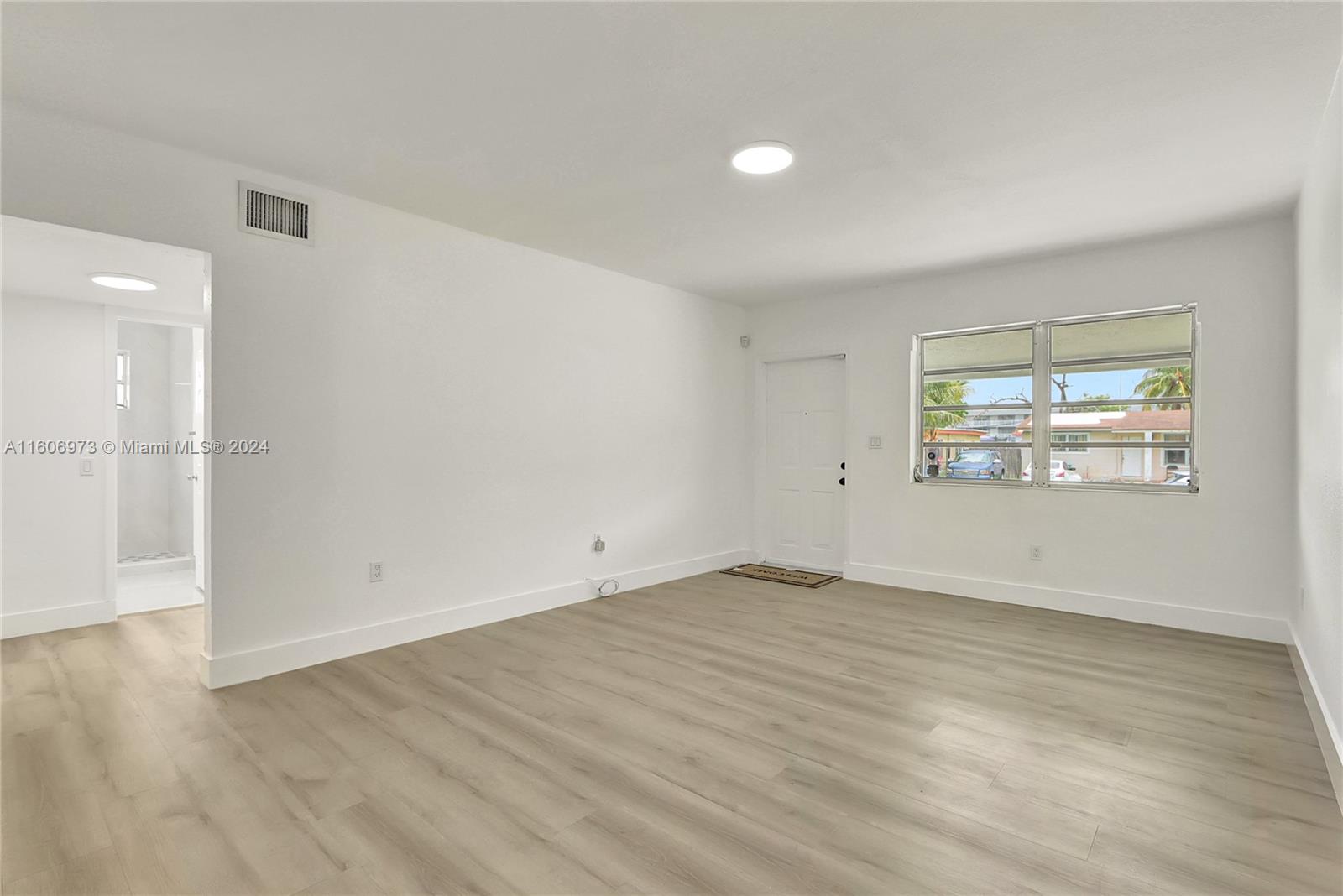 WEST SILVER CREST - Residential Income