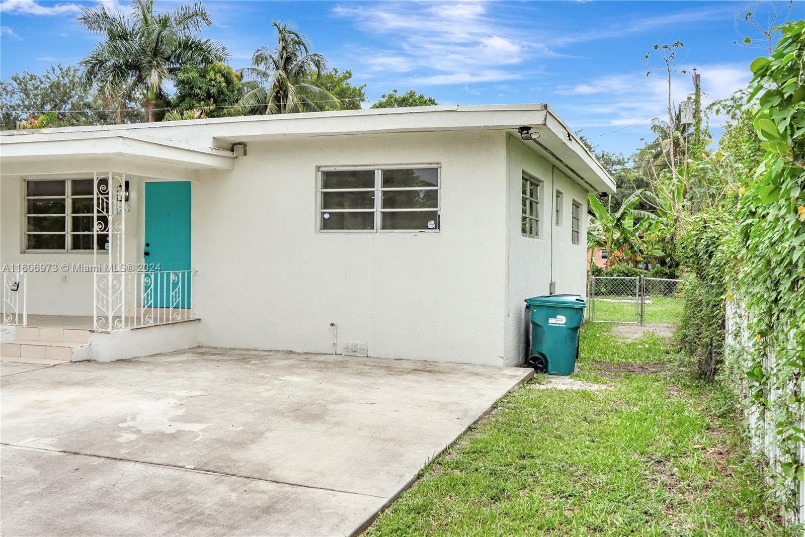 WEST SILVER CREST - Residential Income