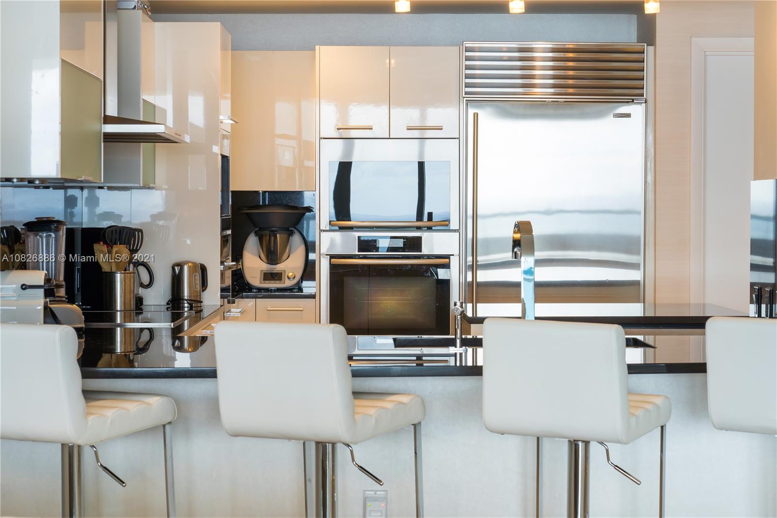 JADE OCEAN CONDO - Residential