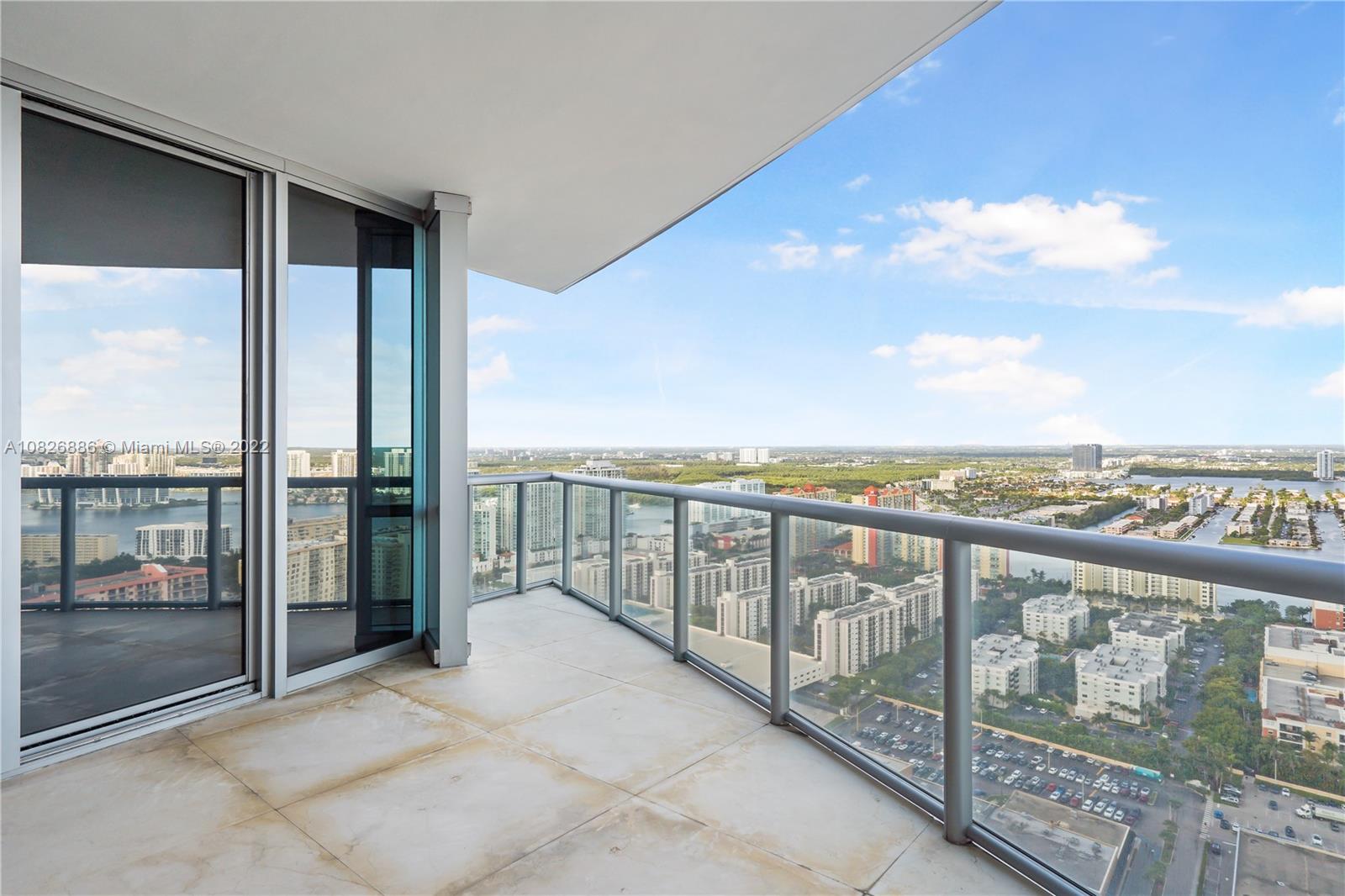 JADE OCEAN CONDO - Residential