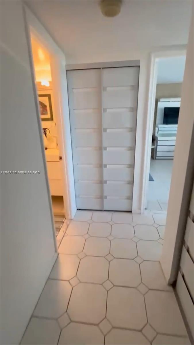 VICTORIA TOWERS CONDO - Residential