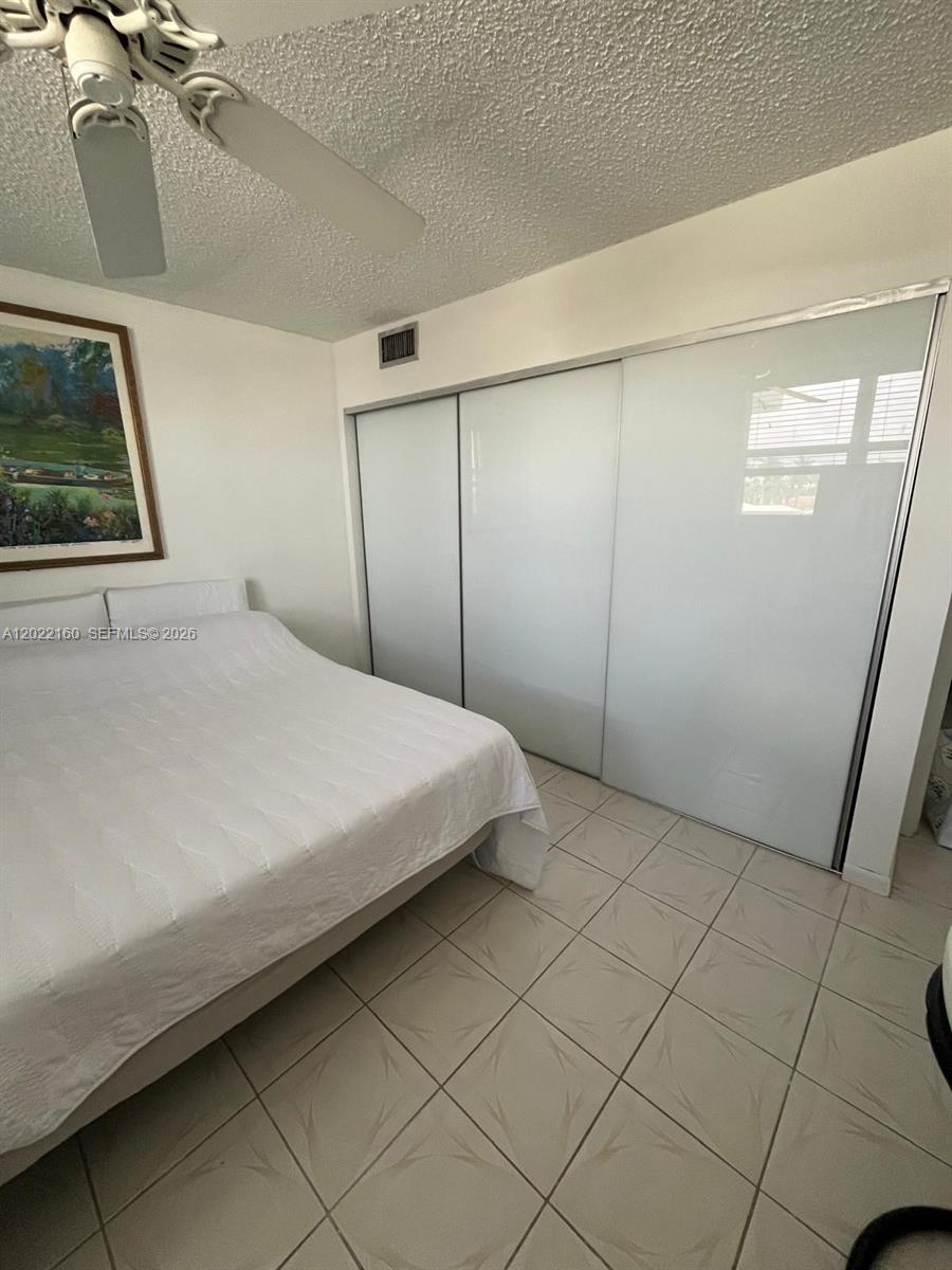 VICTORIA TOWERS CONDO - Residential