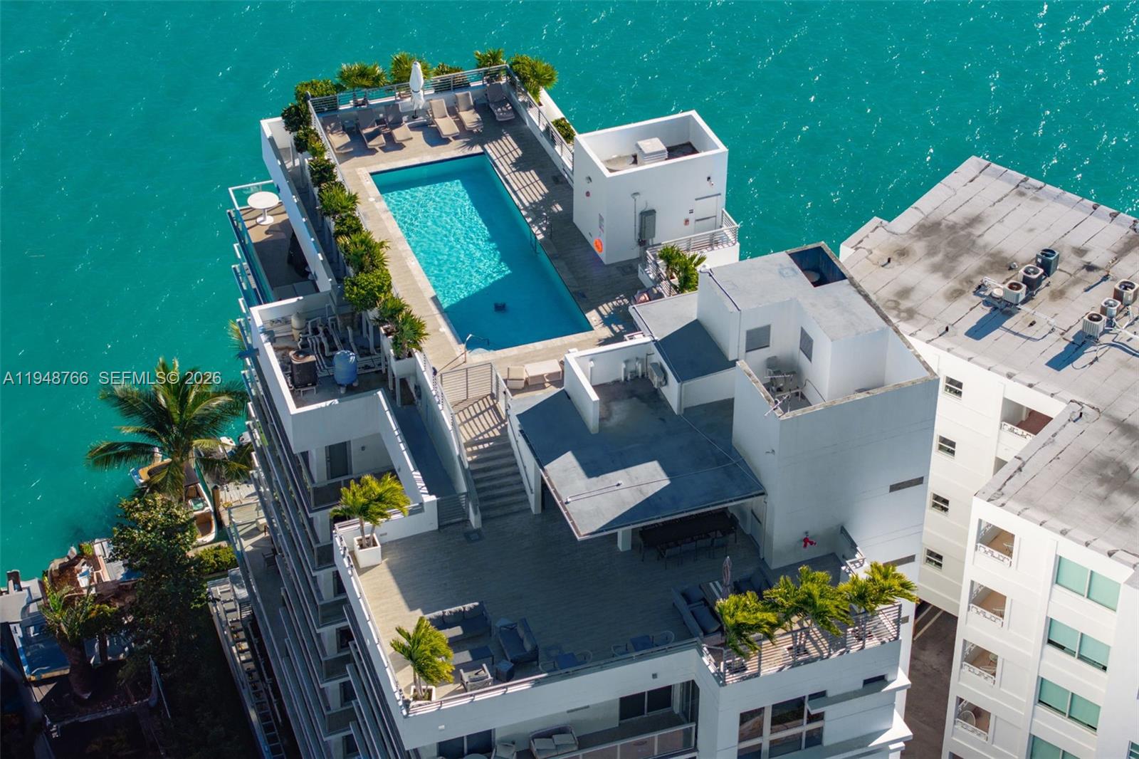 BAY HARBOUR ISLAND - Residential