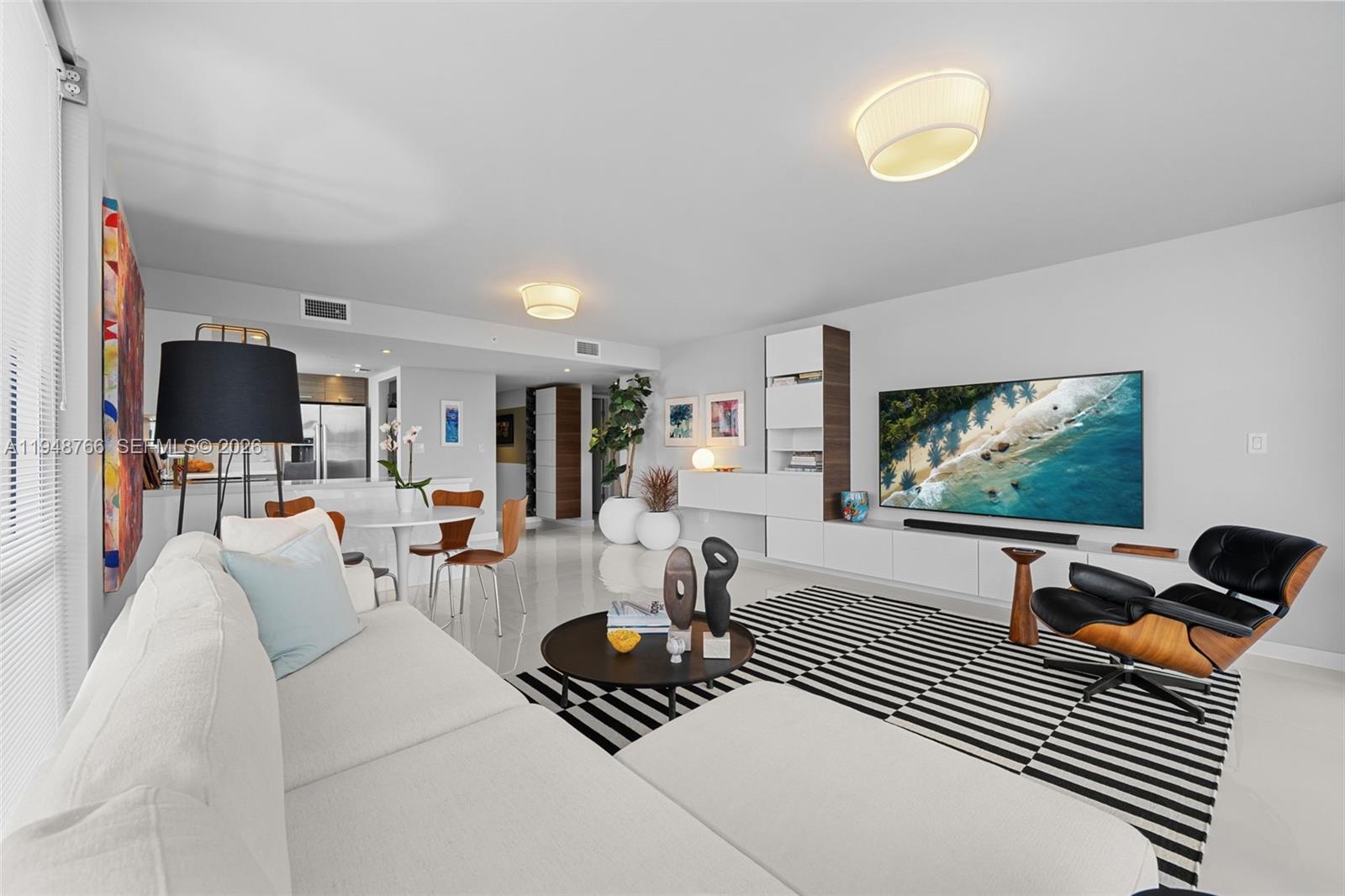 9901 E Bay Harbor Dr 601