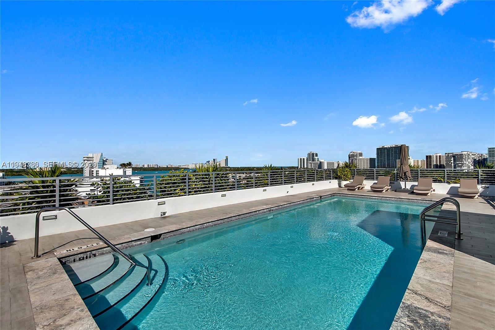 BAY HARBOUR ISLAND - Residential