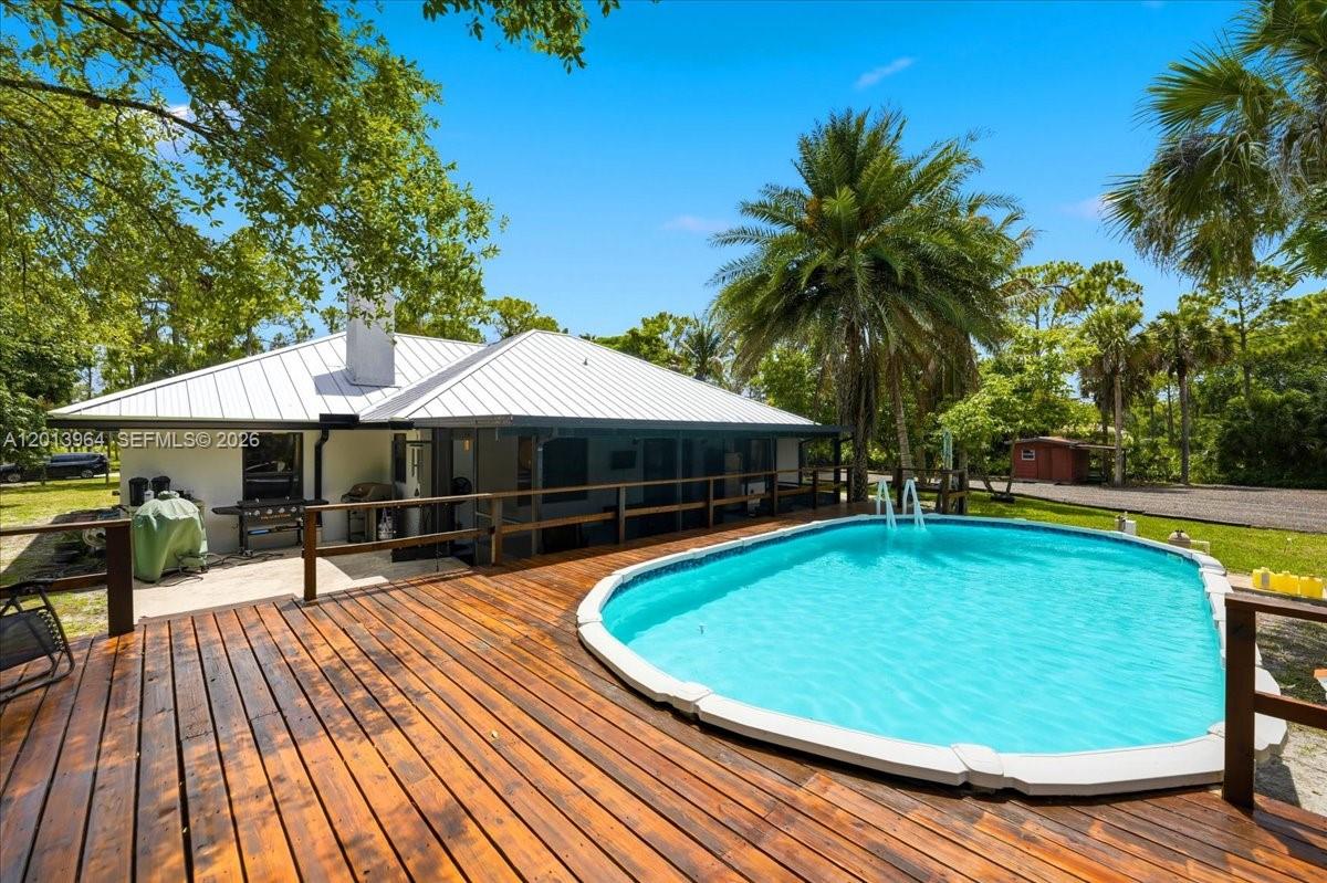 The Acreage - Residential