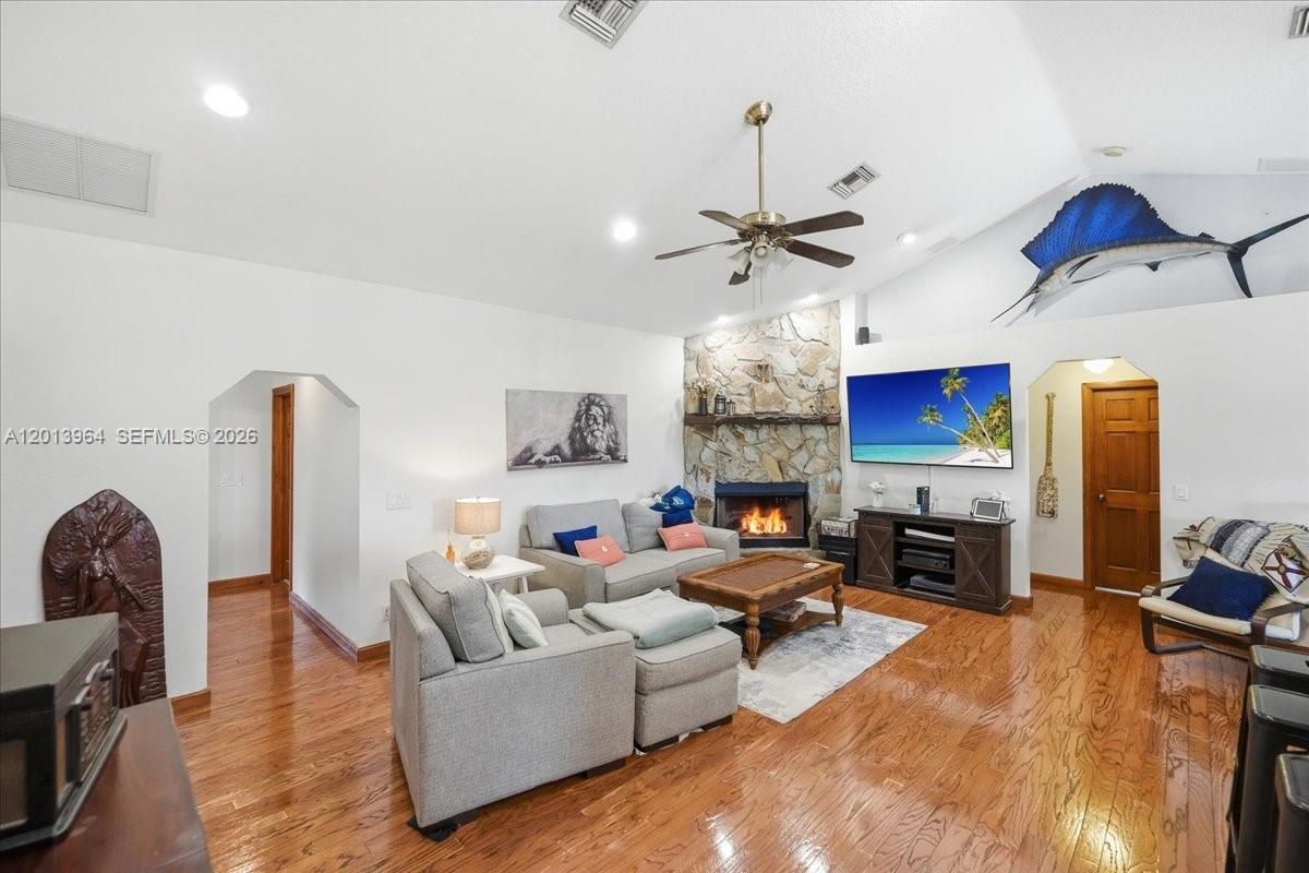 The Acreage - Residential