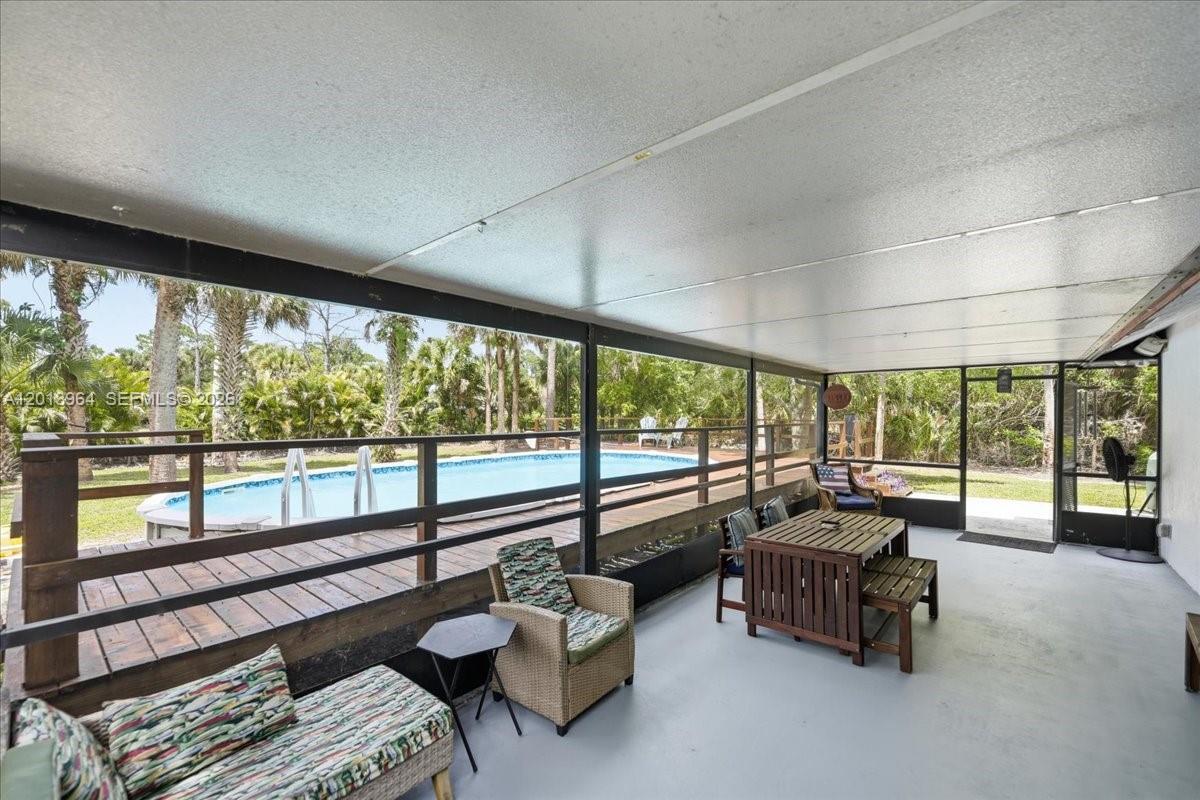 The Acreage - Residential