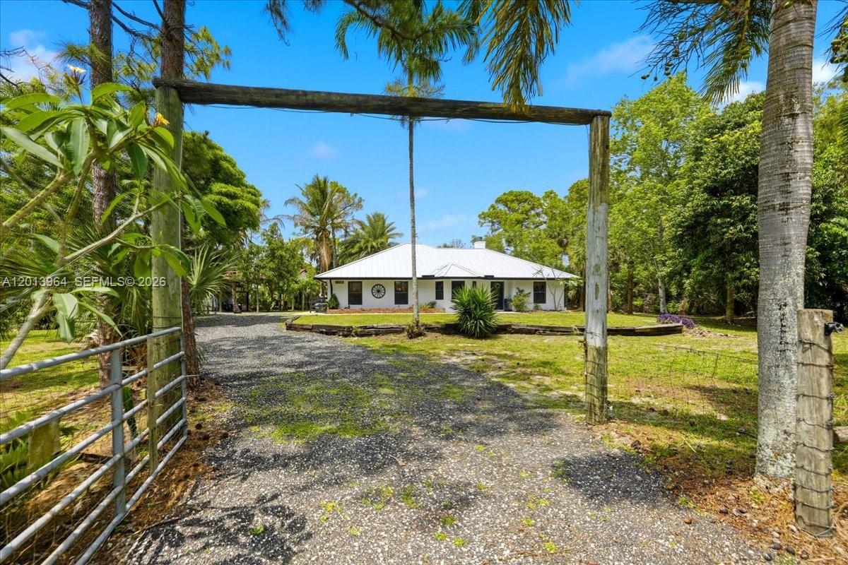 The Acreage - Residential