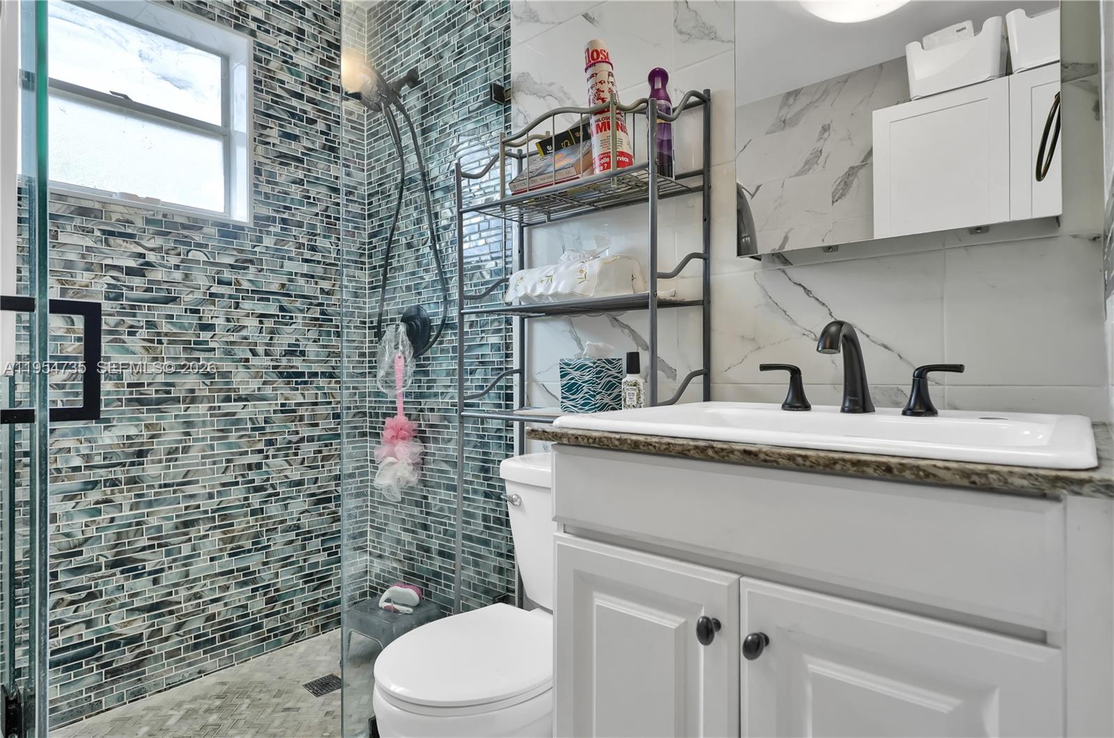 NEW LAND GARDENS CONDO - Residential