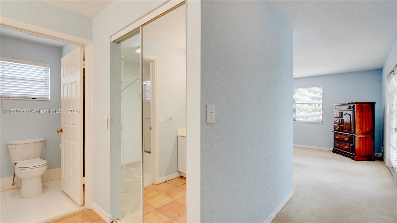 HAWKES BLUFF - Residential