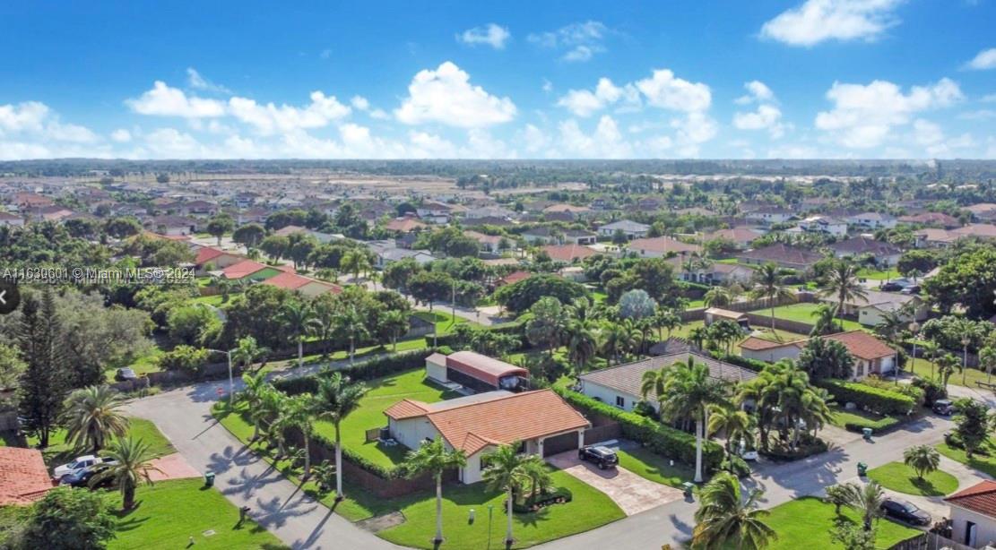 ESTATE HOMES FIRST ADDITI - Residential