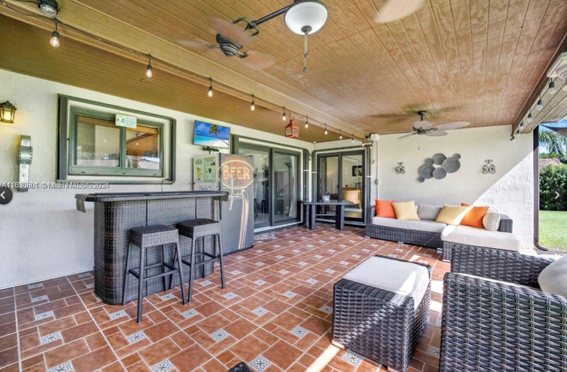 ESTATE HOMES FIRST ADDITI - Residential