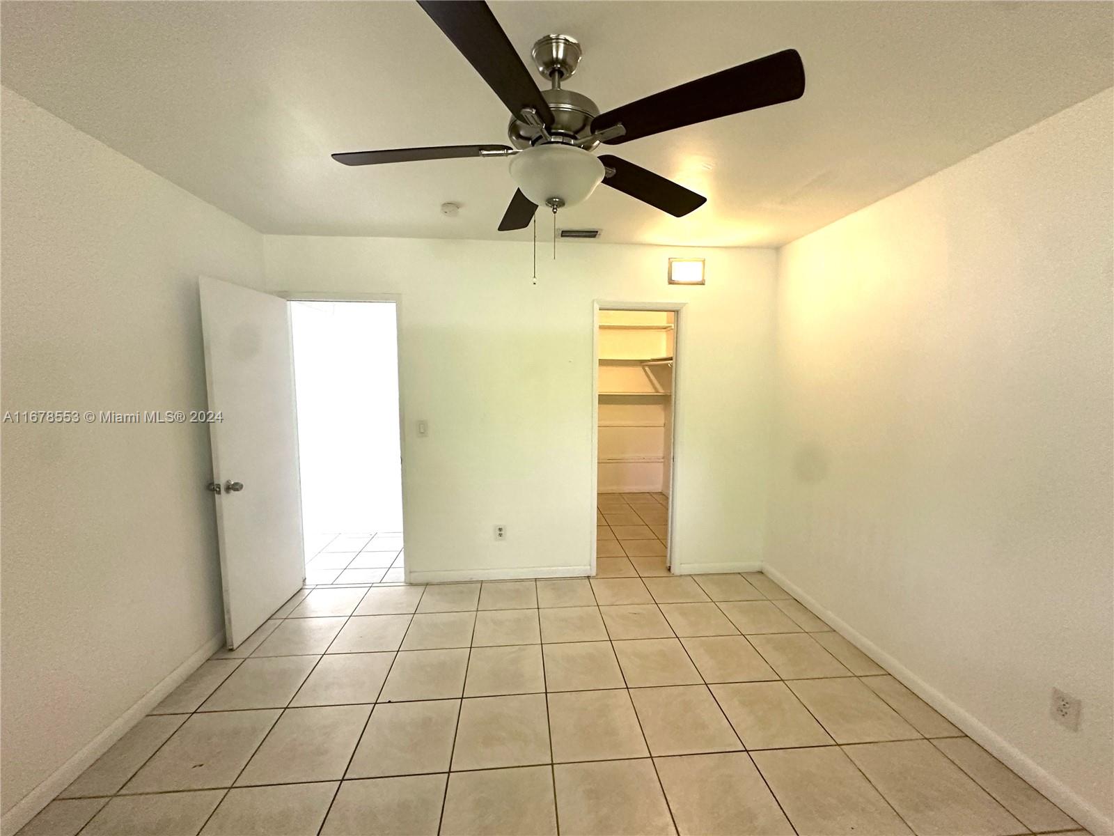 Rental Property at 1104 N 17th Ct 101, Hollywood, Broward County, Florida - Bedrooms: 1 
Bathrooms: 1  - $1,650 MO.