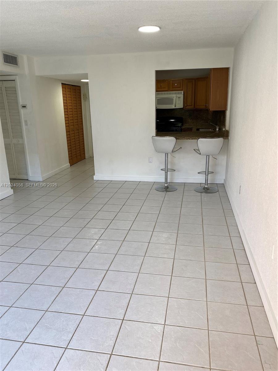 BELLA VILLAS CONDO - Residential