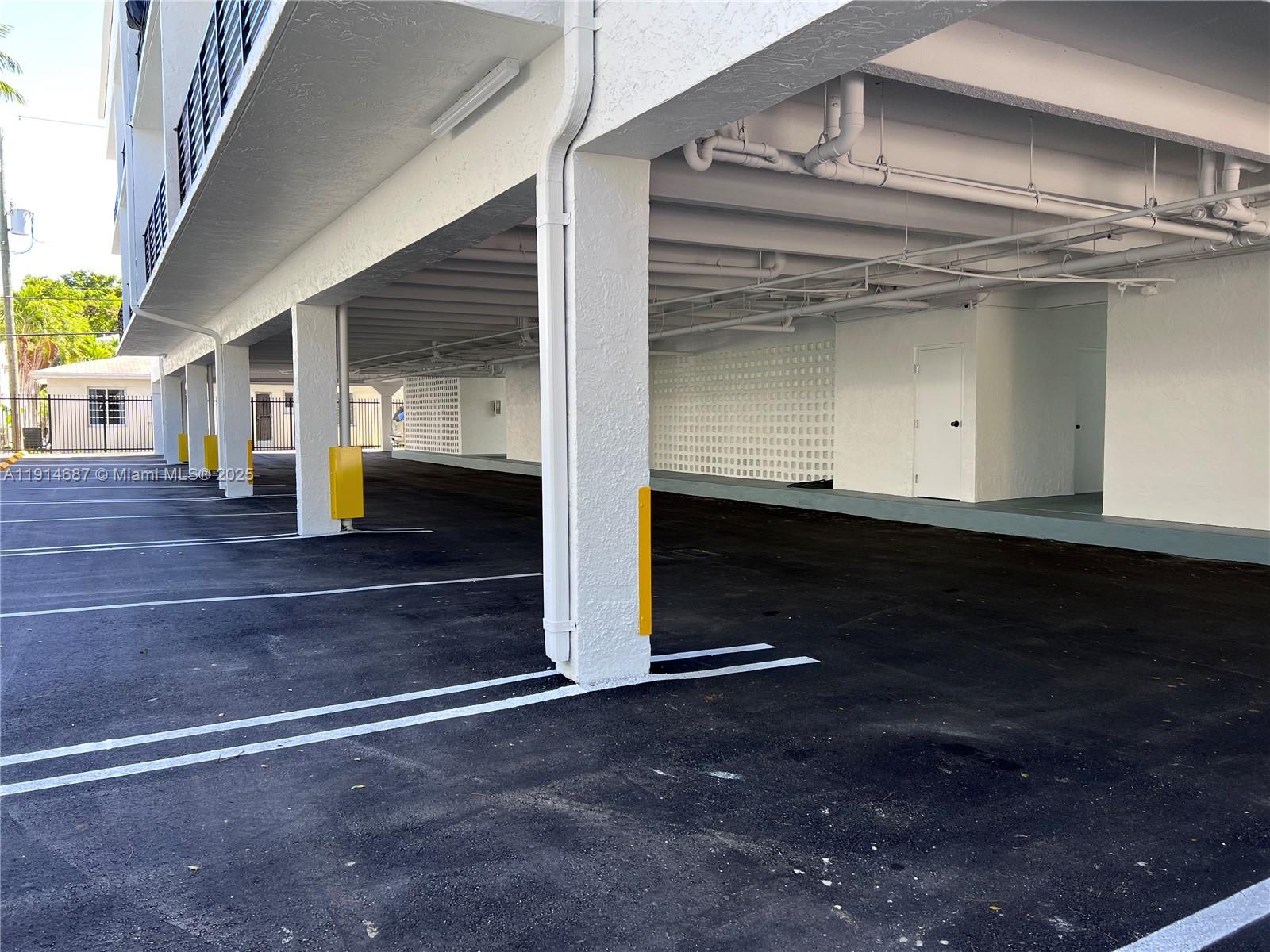 Lenox Ave - Residential