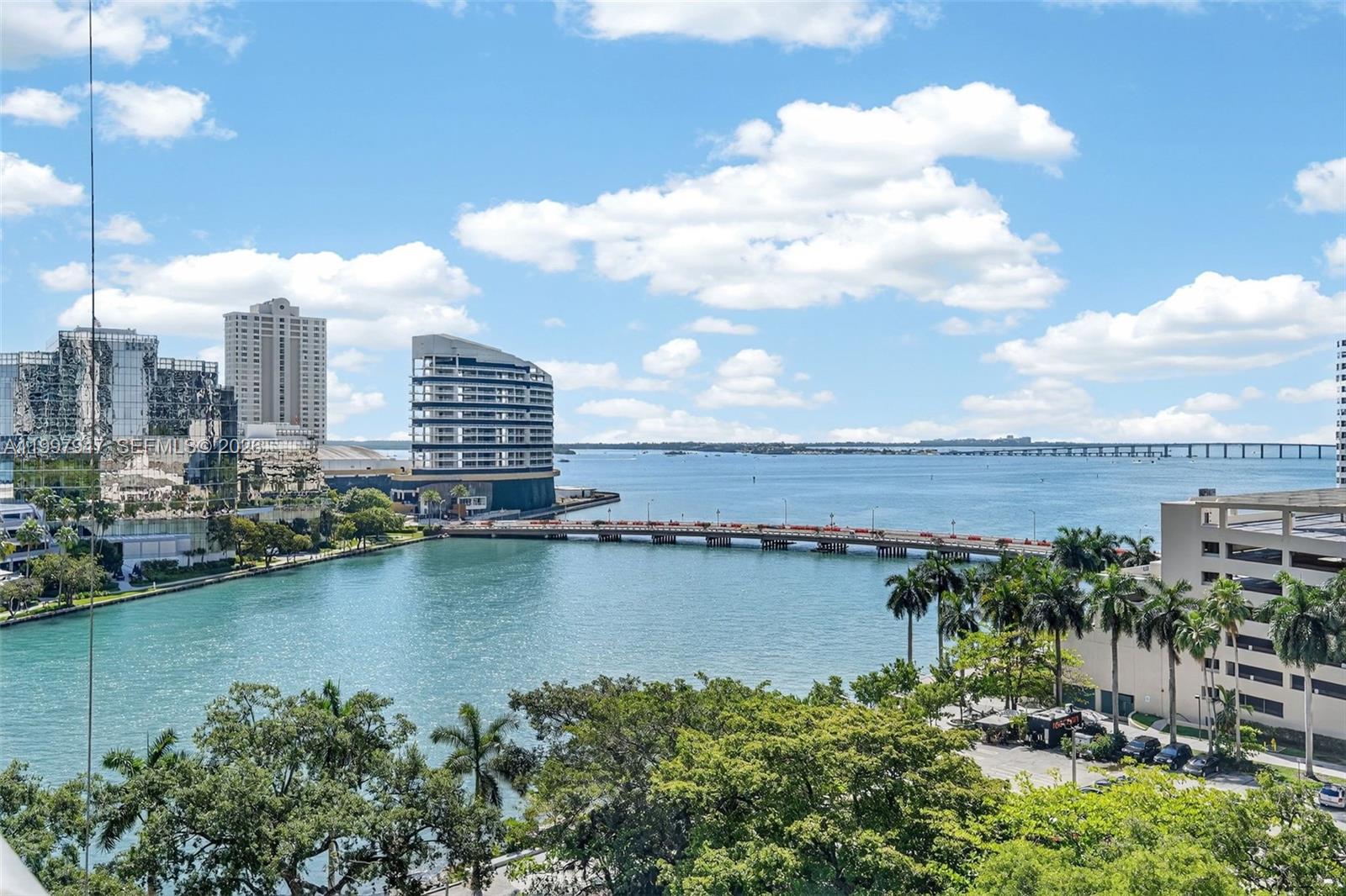 ICON BRICKELL NO TWO - Residential
