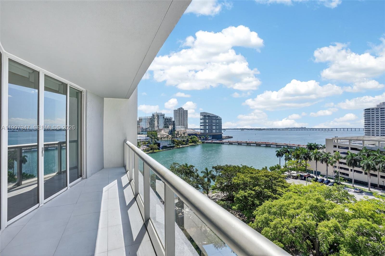 ICON BRICKELL NO TWO - Residential