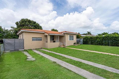 Single Family Residence in Hialeah FL 171 30th St St 2.jpg