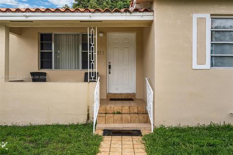 Single Family Residence in Hialeah FL 171 30th St St 3.jpg