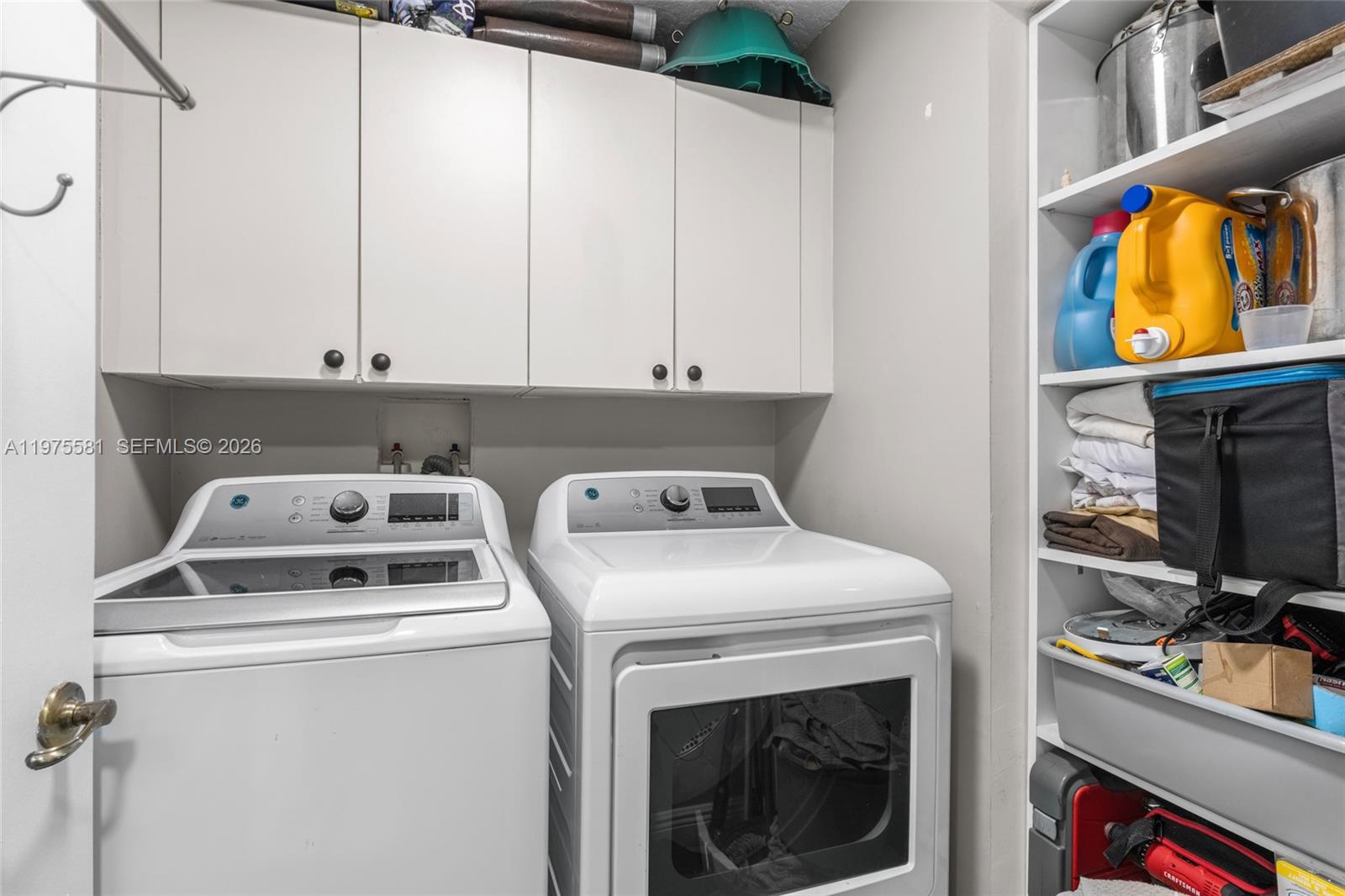 CAPTIVA CONDO B - Residential