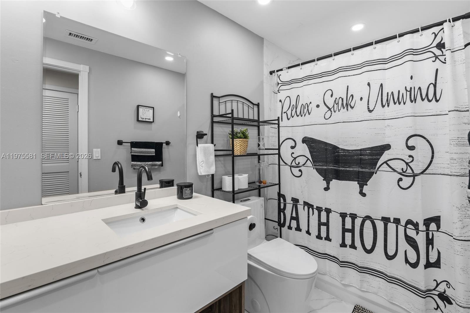 CAPTIVA CONDO B - Residential